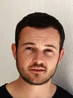 Daniel Henshall