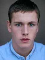 Harris Dickinson