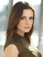 Chelsea Hobbs