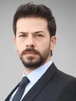 Назим Пекер
