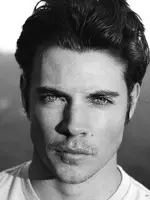 Josh Henderson