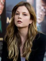 Sylvia Hoeks