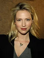Beth Riesgraf