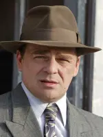 Raymond Schwartz