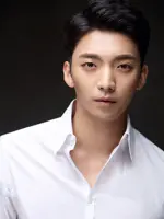 Hwang Hee