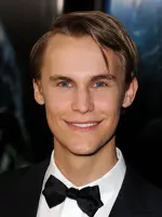 Rhys Wakefield