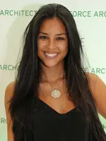 Yanna Lavigne