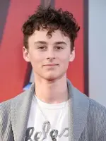 Wyatt Oleff