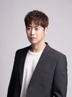 Han Kang Woo