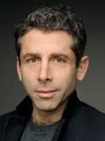 Elliot Levey