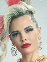 Галина Николаевна, жена Устюжанина, инвестор ДМ LANSKOY