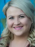 Ellie McLean