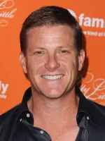 Doug Savant