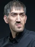 Гарик Айвазов