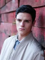 Harry Collett