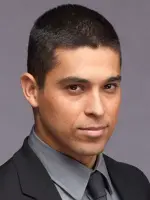 Detective Efrem Vega