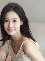 Zhang Xin Yi