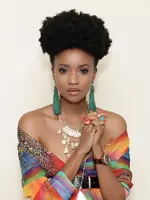 Lunathi Mampofu