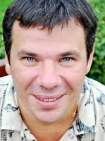 Максим Важов