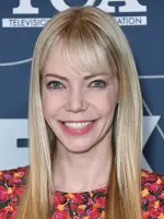 Riki Lindhome