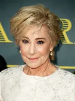 Zoë Wanamaker