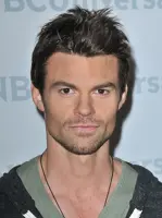Daniel J Gillies