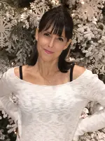 Lara Jill Miller