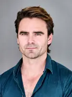 Dustin Clare