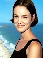 Laura Medeiros