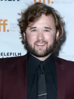 Haley Joel Osment