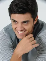 Felipe Simas