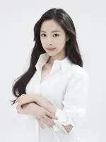 Son Na Eun