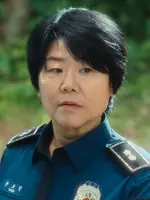 Yoon Bo Min