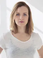 Elena Leeve