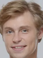 Александр Головин