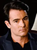 Damian Rennett
