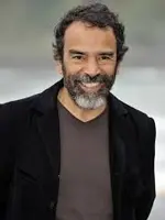 Damián Alcázar