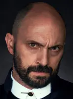 Отец Макфейл
