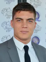 Zane Holtz