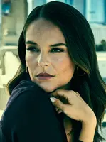 Dr. Paula Reyes