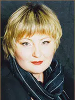 Юлия Сулес