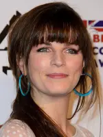 Aisling Bea