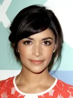 Hannah Simone