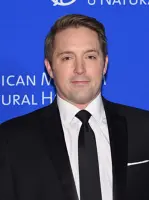 Beck Bennett