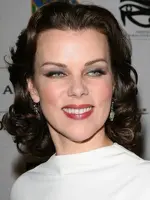 Debi Mazar