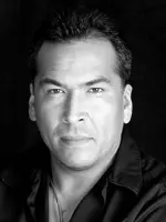 Eric Schweig