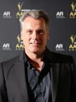 Erik Thomson