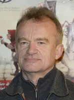 Dominique Pinon
